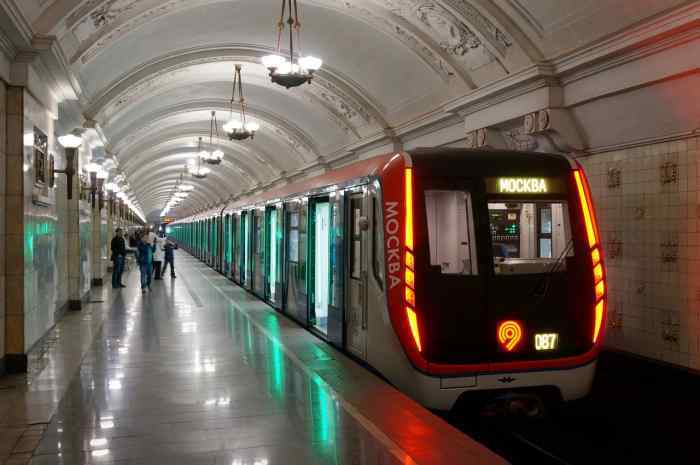 Можно ли находится в метро с электрошокером  фото 1